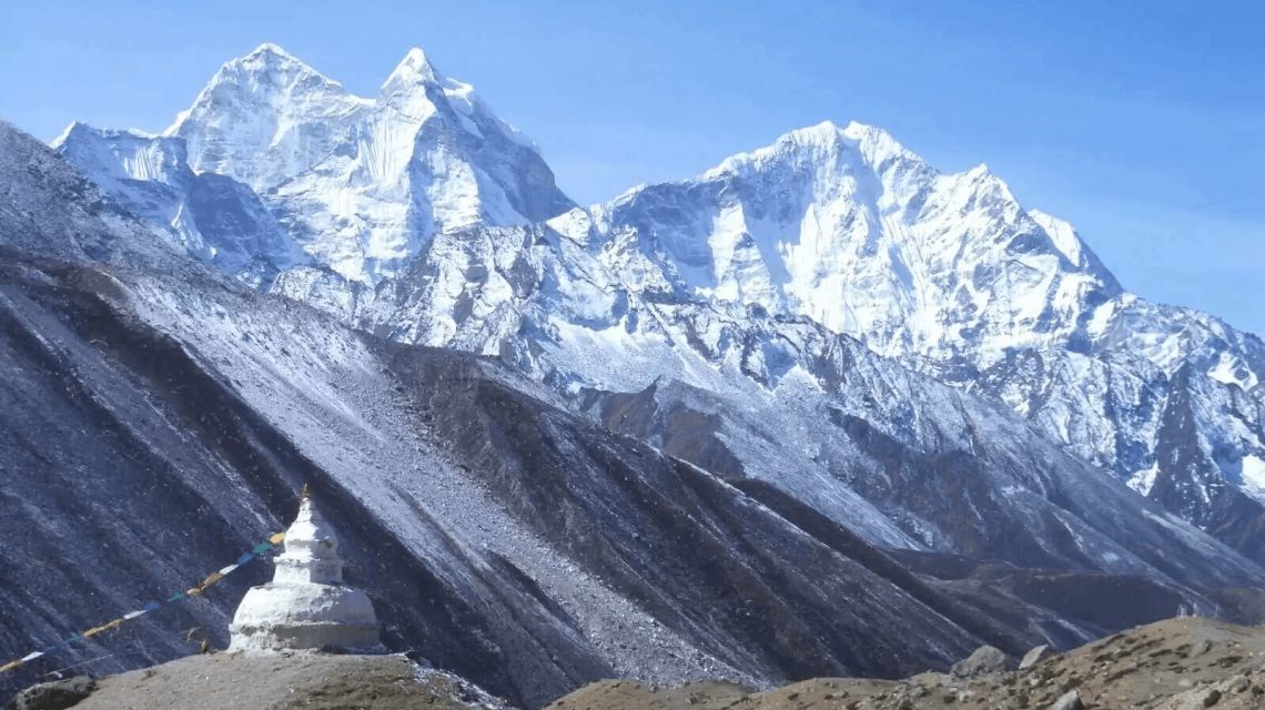 Image of Mount Makalu